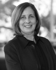 Kathy Achelpohl headshot
