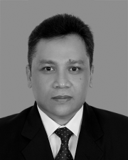 Dilshan Ossen Headshot 