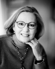 Lorie Doolittle-Bowman headshot