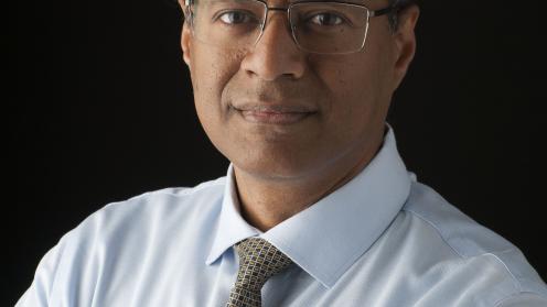 Color portrait of Mahbub Rashid